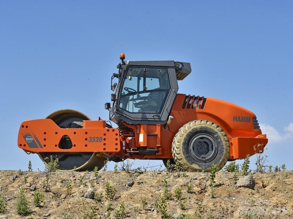 Hamm 3520 HT Vienvalča grunts veltņi