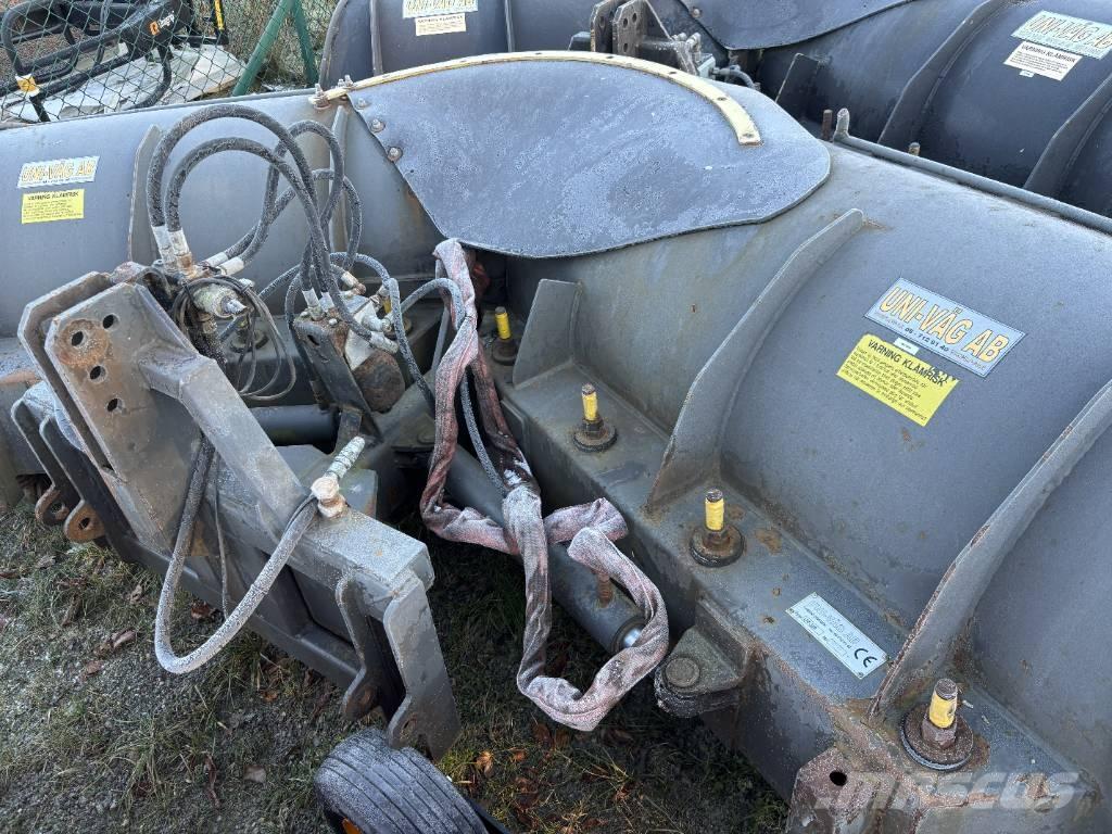 Uni-väg UV-320 Sniega naži un tīrītāji