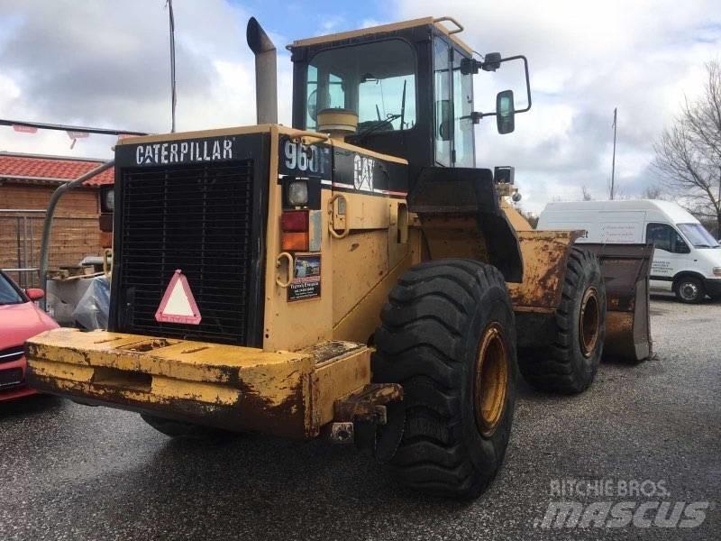 CAT 960 F Iekrāvēji uz riteņiem