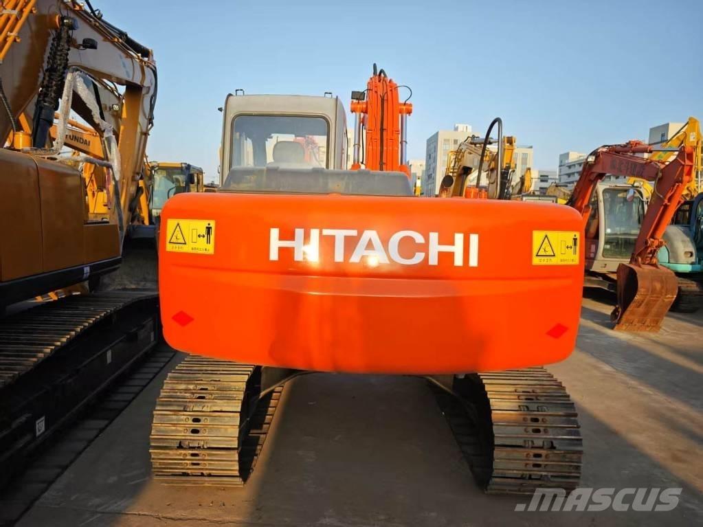 Hitachi ZX 120 Kāpurķēžu ekskavatori