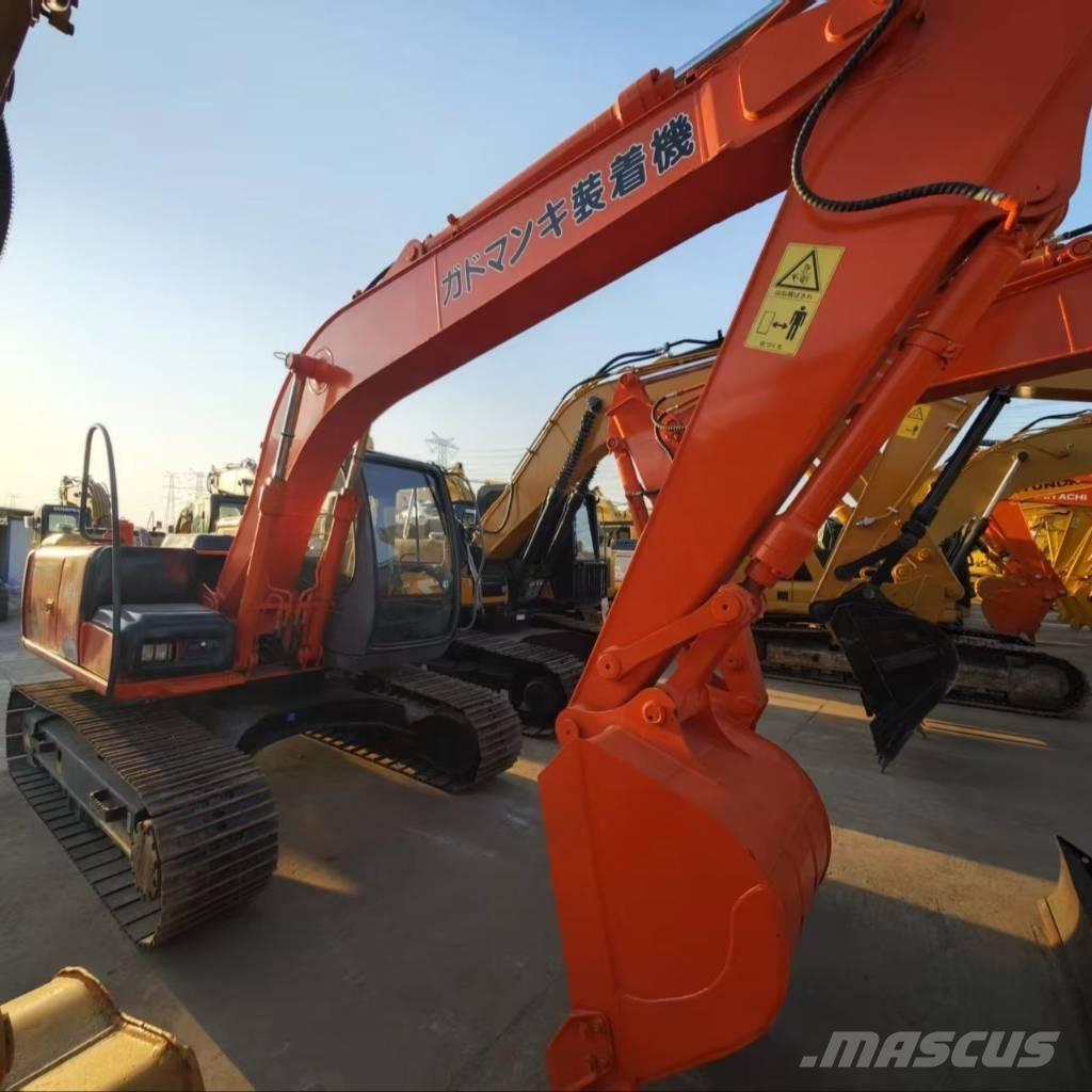 Hitachi ZX 120 Kāpurķēžu ekskavatori