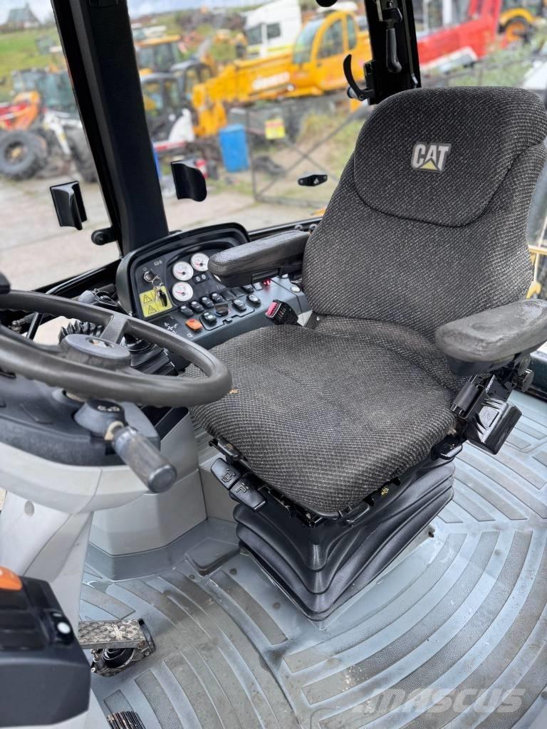 CAT 444 E Ekskavatori-iekrāvēji
