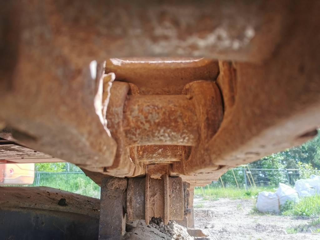 Doosan DX 225 LC Kāpurķēžu ekskavatori