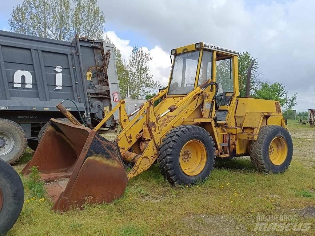 JCB 415P Iekrāvēji uz riteņiem