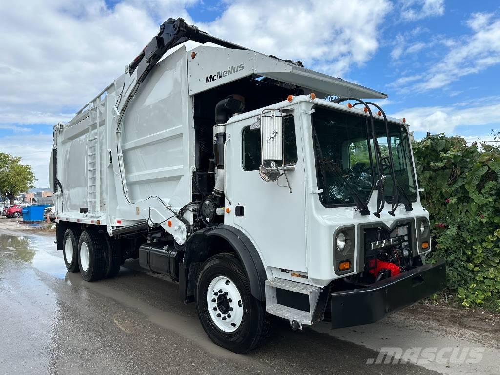 Mack MRU 613 Atkritumu izvešanas transports