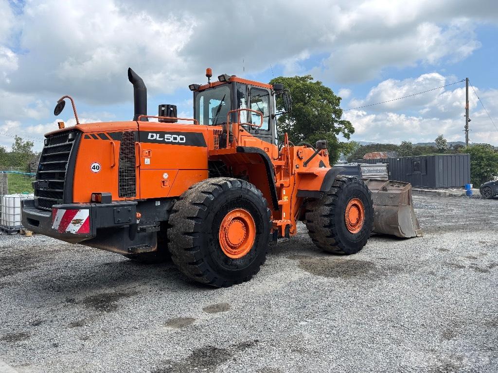 Doosan DL 500 Iekrāvēji uz riteņiem