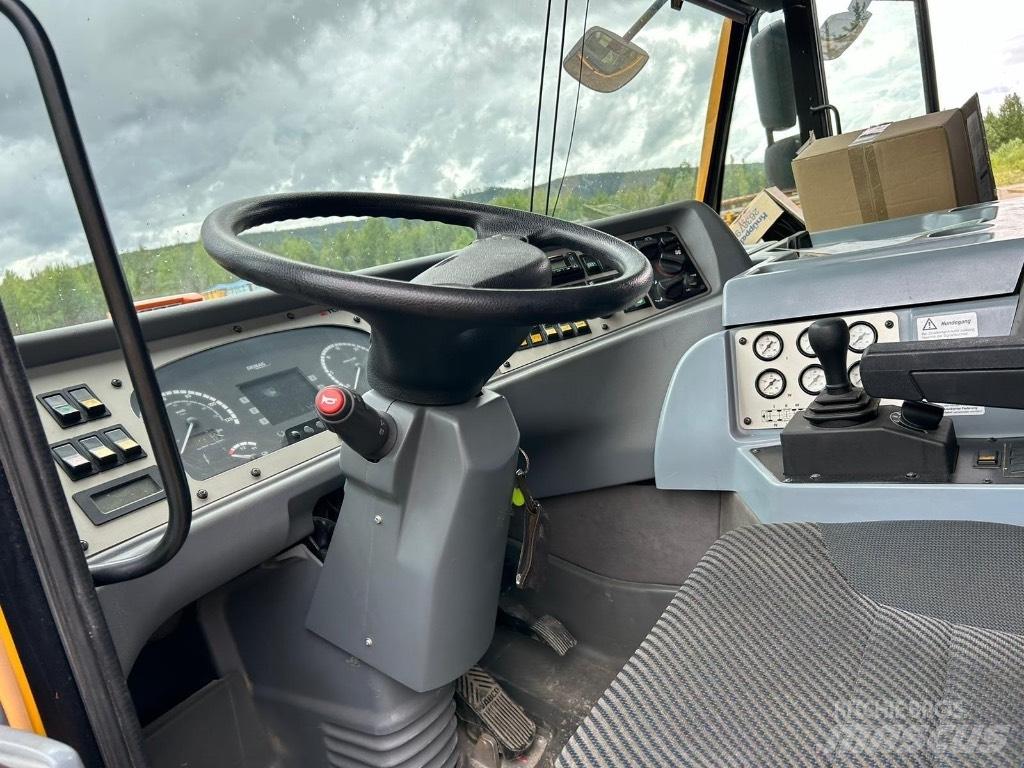 Terex Demag AC 160-2 Celtņi nelīdzenām virsmām