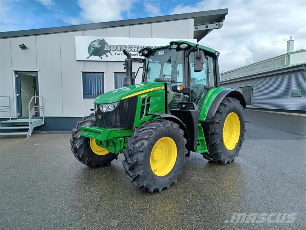 John Deere 6110M Traktori