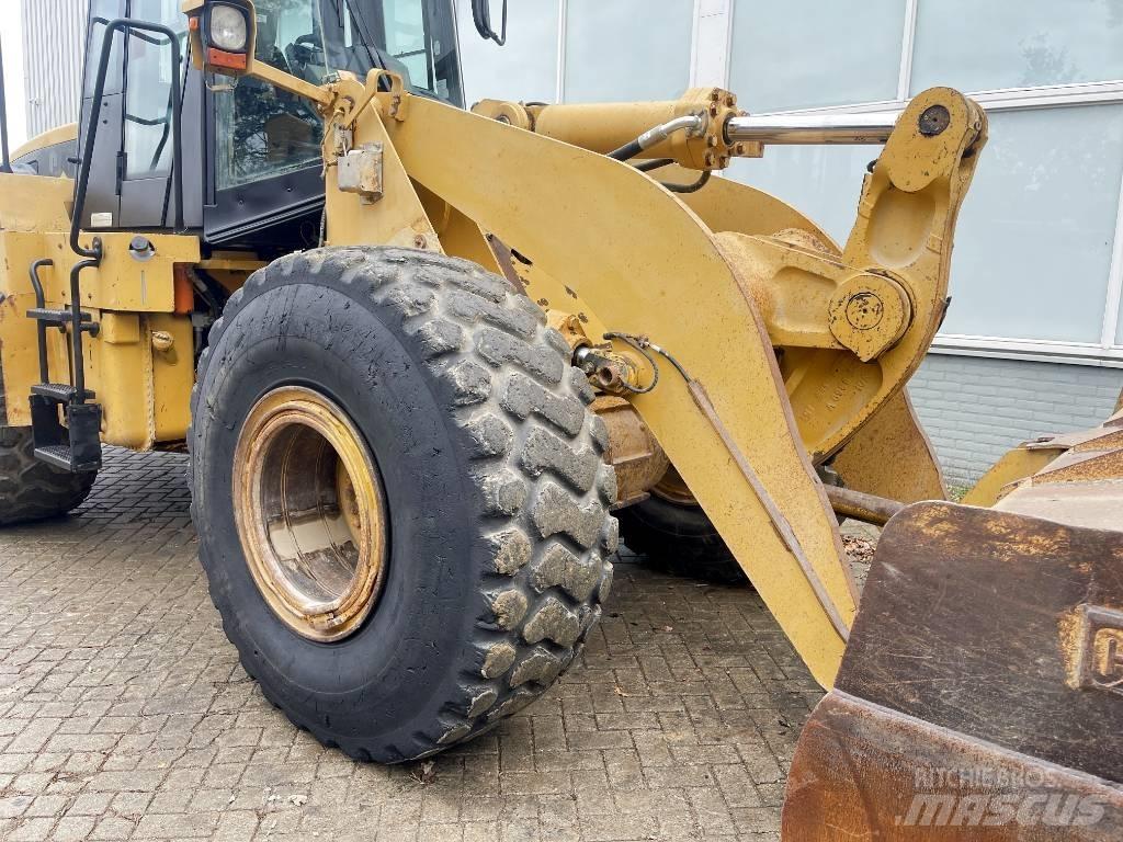 CAT 962 G Iekrāvēji uz riteņiem