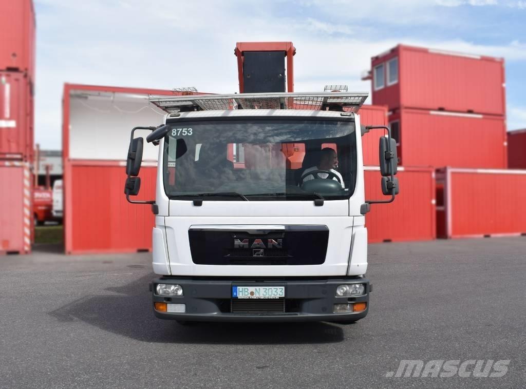 Ruthmann T 330 Pacēlāji uz automašīnas bāzes