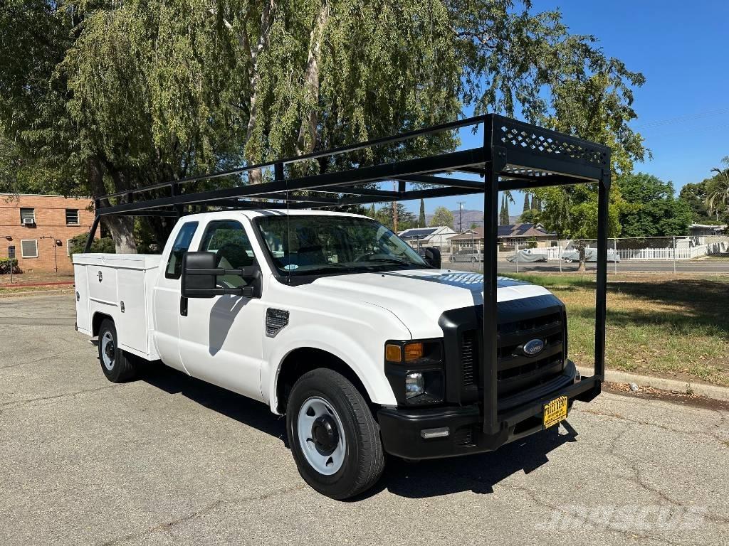 Ford F 250 SD Vieglais kravas automobilis/izkraušana no sāniem