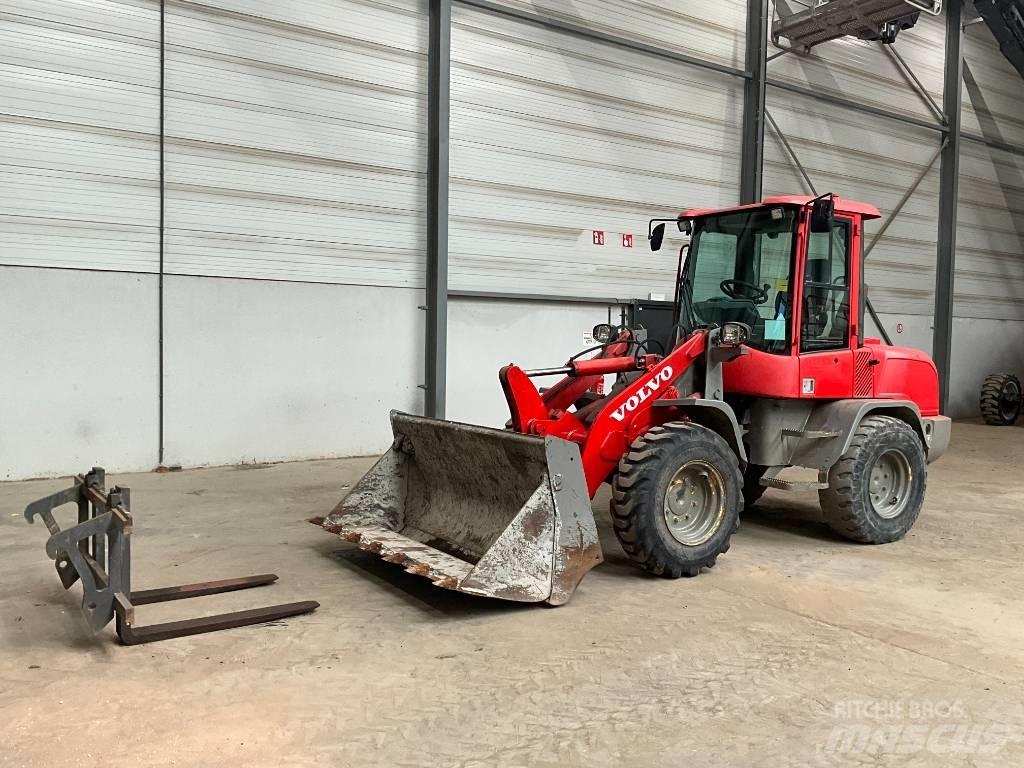 Volvo L 30 G Iekrāvēji uz riteņiem