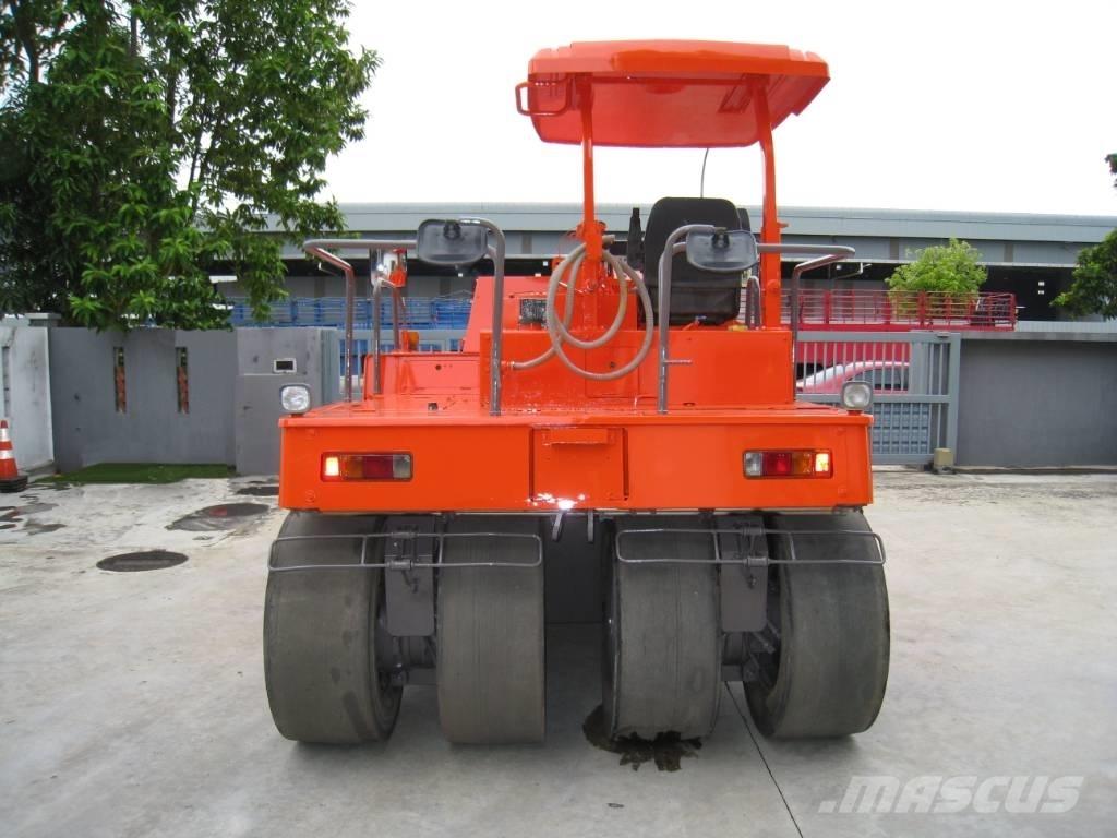 Sakai TZ 701 Pneimatiskie veltņi