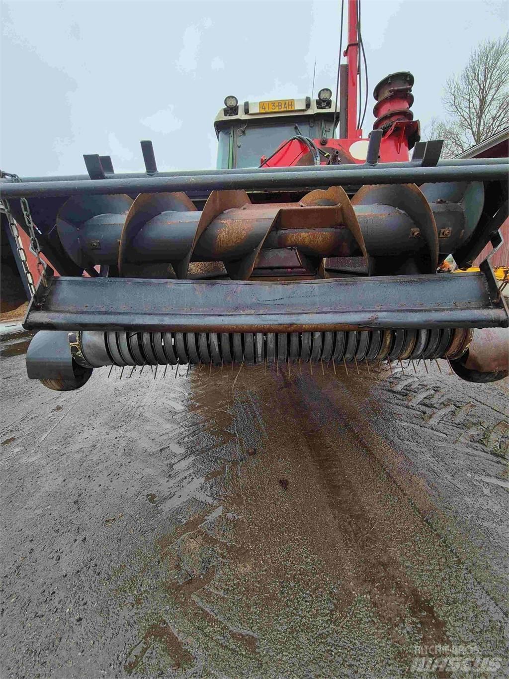 Lely STORM 130R Zāles smalcinātāji