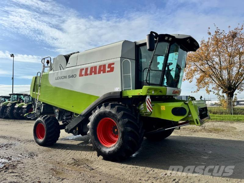 CLAAS LEXION 540 Ražas novākšanas kombaini
