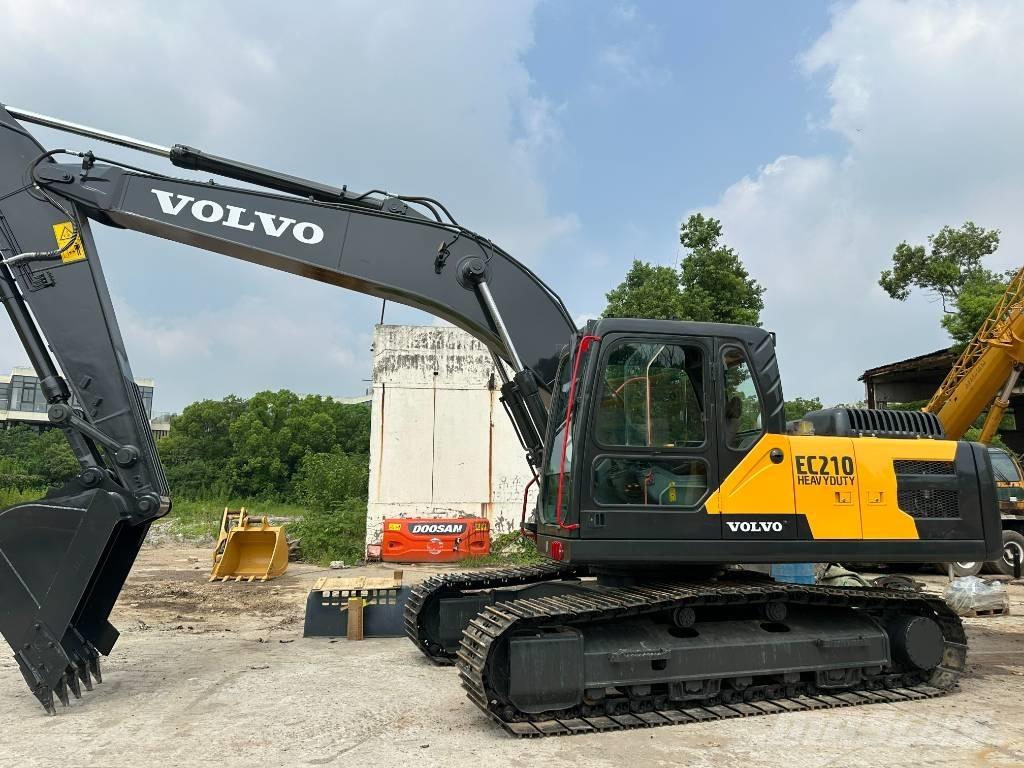 Volvo EC 210 Vidēja lieluma ekskavatori 7 t - 12 t