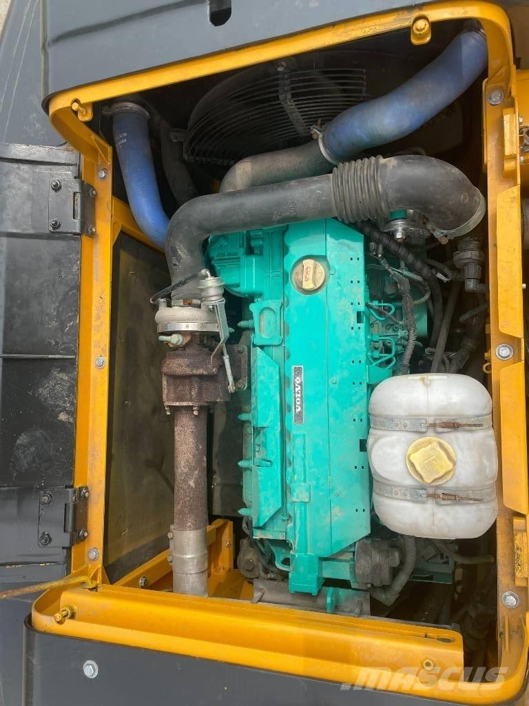 Volvo EC 210 Vidēja lieluma ekskavatori 7 t - 12 t