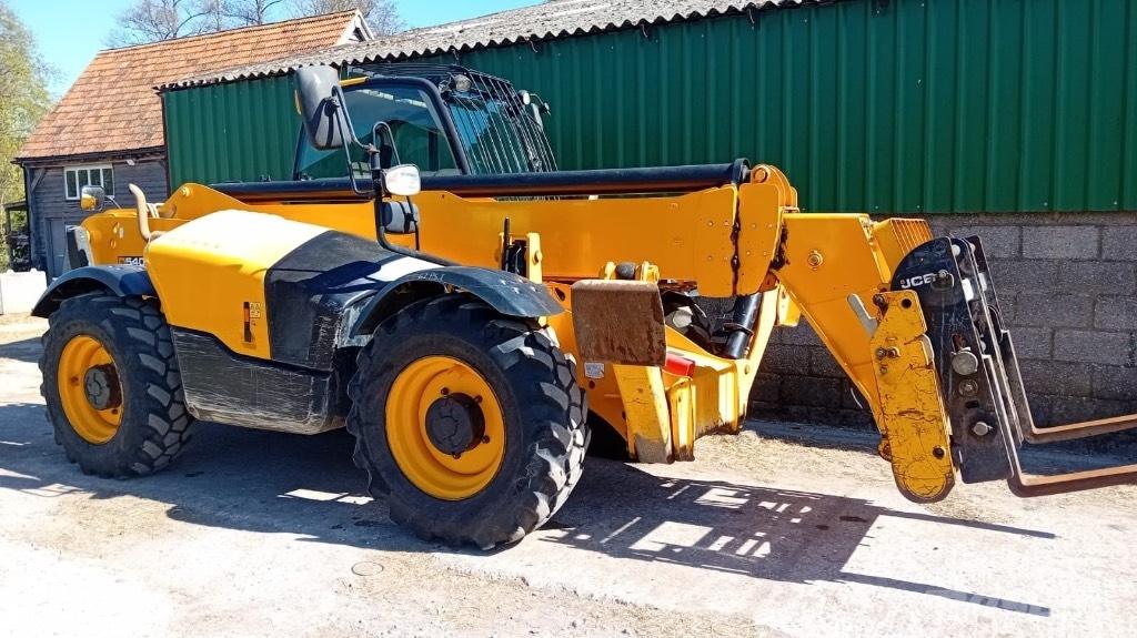 JCB 540-140 Teleskopiskie manipulatori