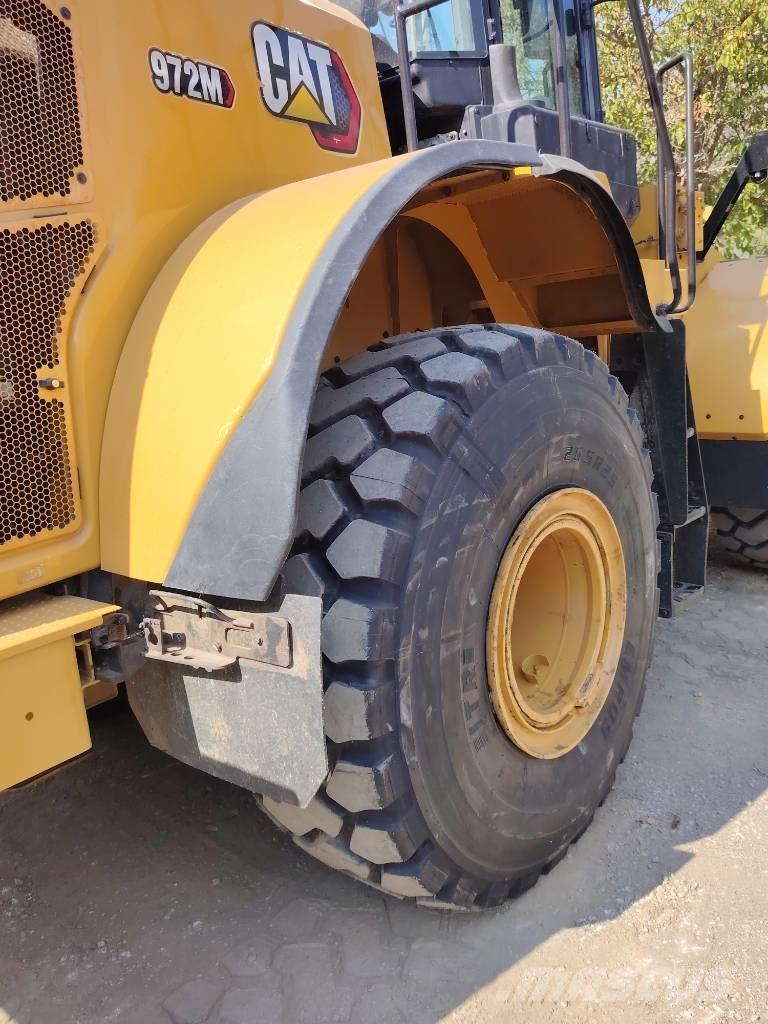 CAT 972 M NEW TYRES Iekrāvēji uz riteņiem