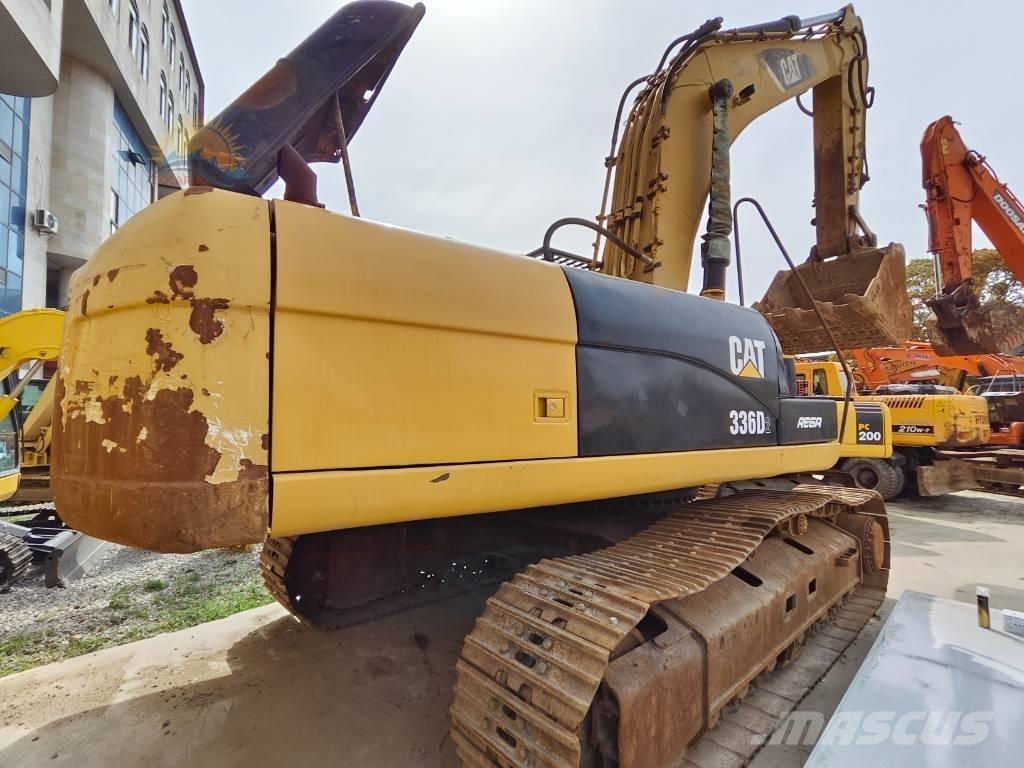 CAT 336D2 Kāpurķēžu ekskavatori