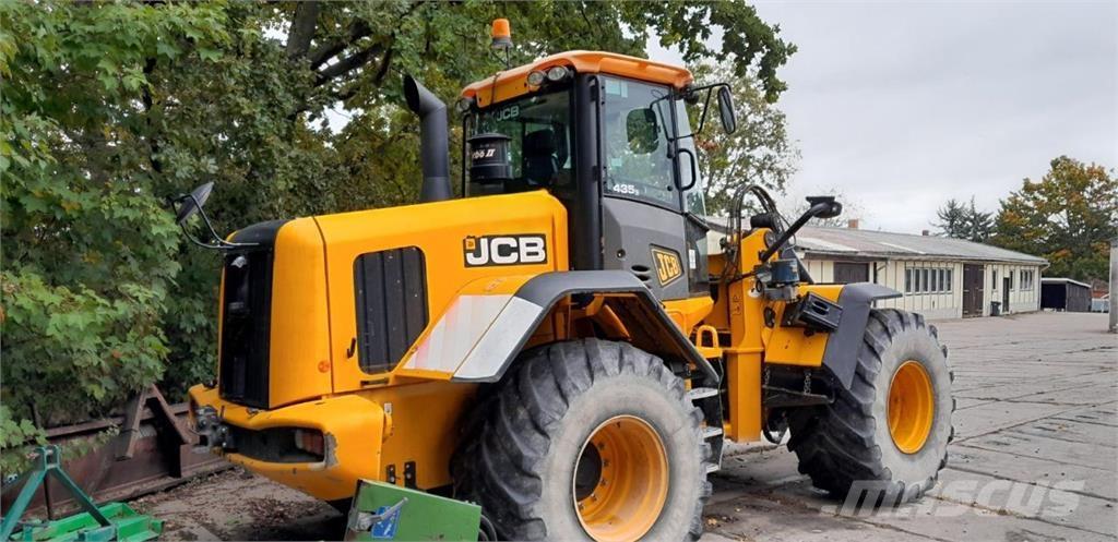 JCB 435 Iekrāvēji uz riteņiem
