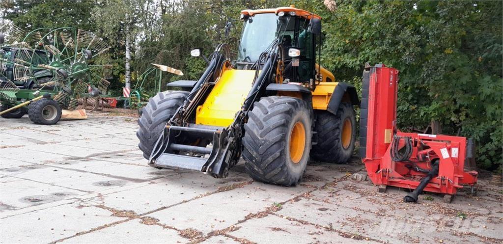 JCB 435 Iekrāvēji uz riteņiem