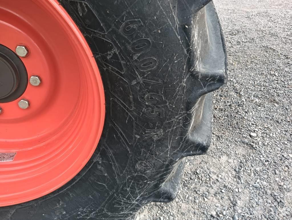 CLAAS TRION 750 Ražas novākšanas kombaini