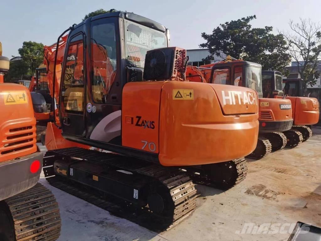 Hitachi ZX 70 Vidēja lieluma ekskavatori 7 t - 12 t