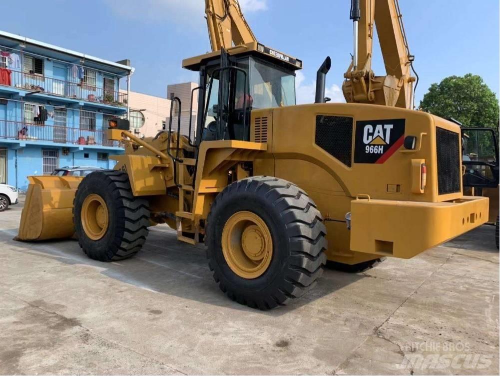 CAT 966H Iekrāvēji uz riteņiem