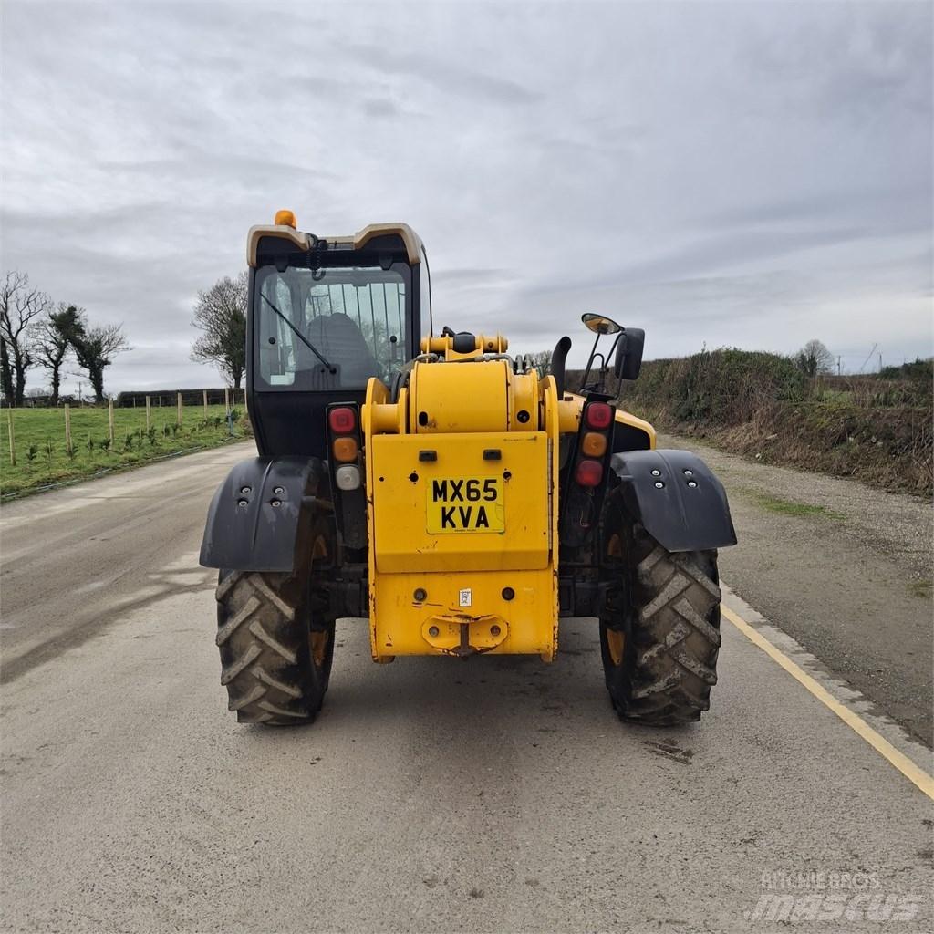 JCB 535-125 Hiviz Teleskopiskie manipulatori