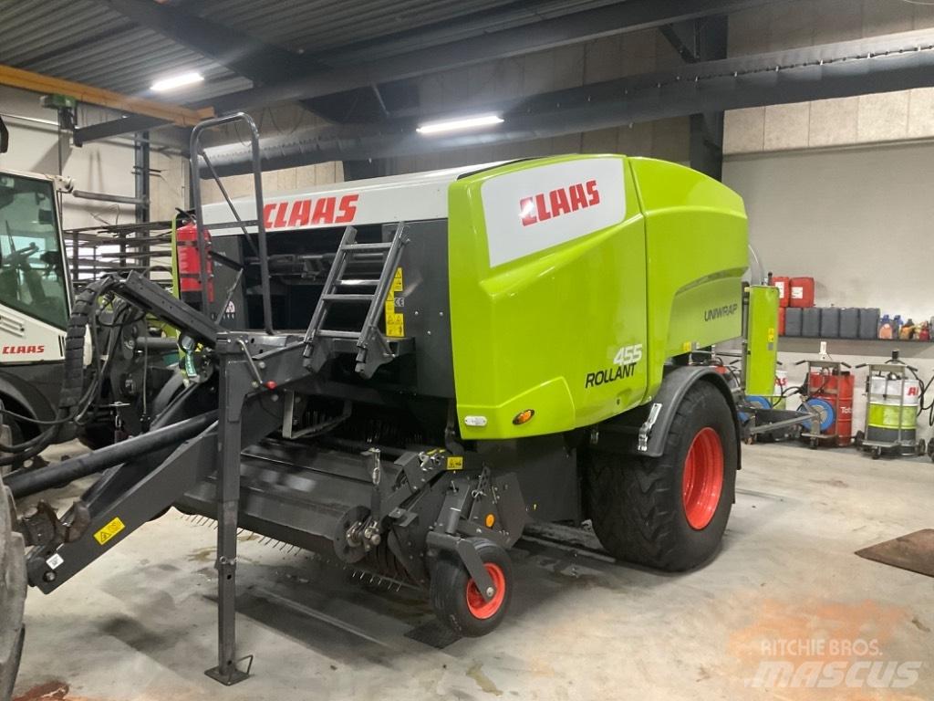 CLAAS Uniwrap 455 Rituļu preses
