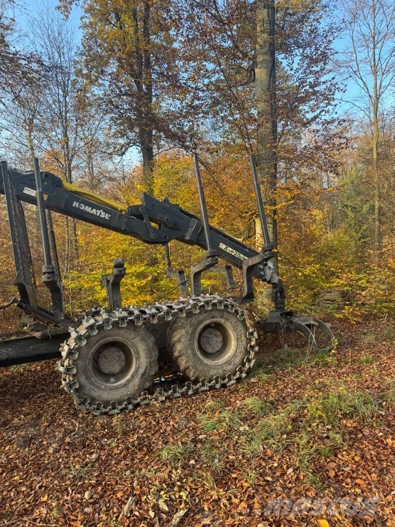 Komatsu 875 Forvarderi
