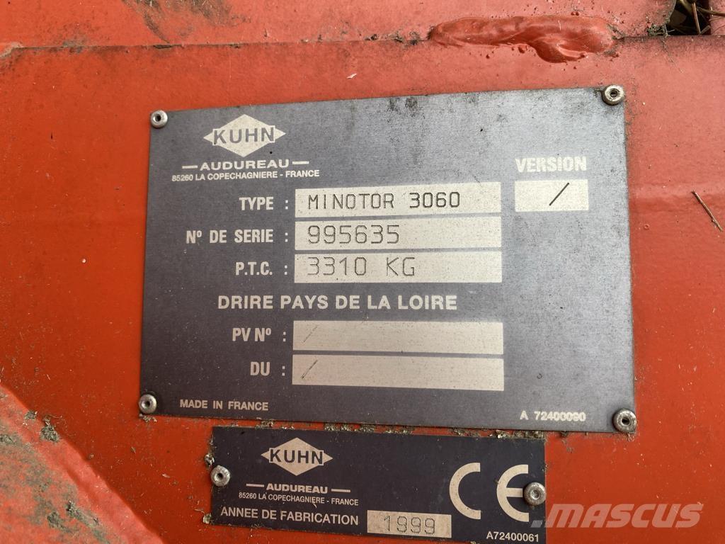 Kuhn MINOTOR 3060 Tvertņu izkraušanas aprīkojums