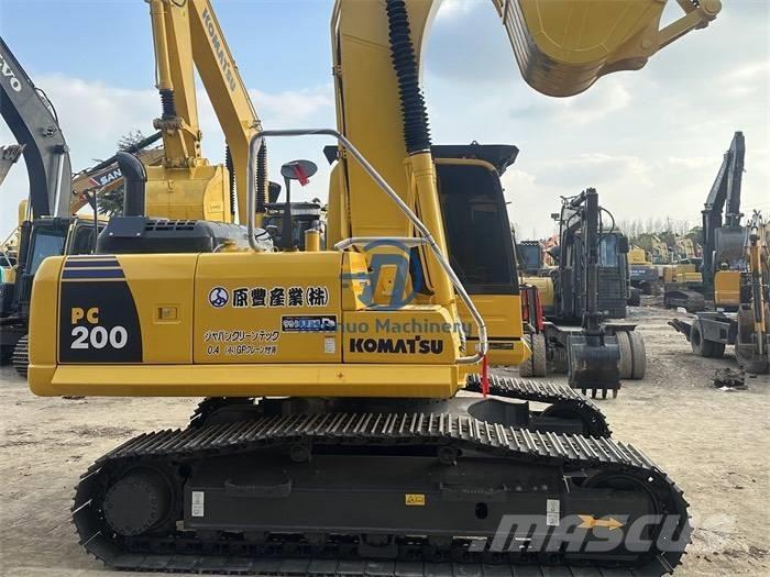 Komatsu PC200-8MO Kāpurķēžu ekskavatori