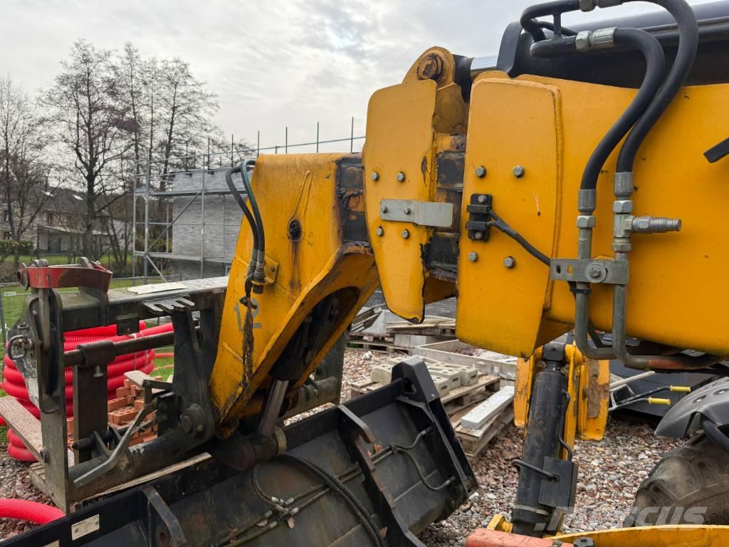 JCB 535-125 Hiviz Teleskopiskie manipulatori