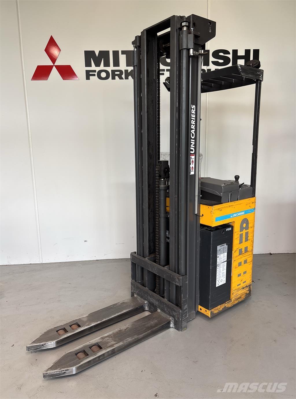 Atlet ASN200 Pašgājēji krautnētāji