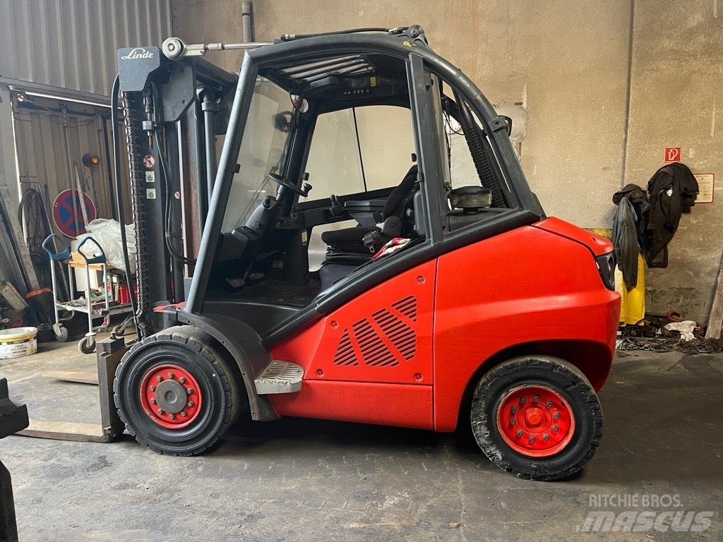 Linde H 45 D Tehnika ar dīzeļa dzinēju