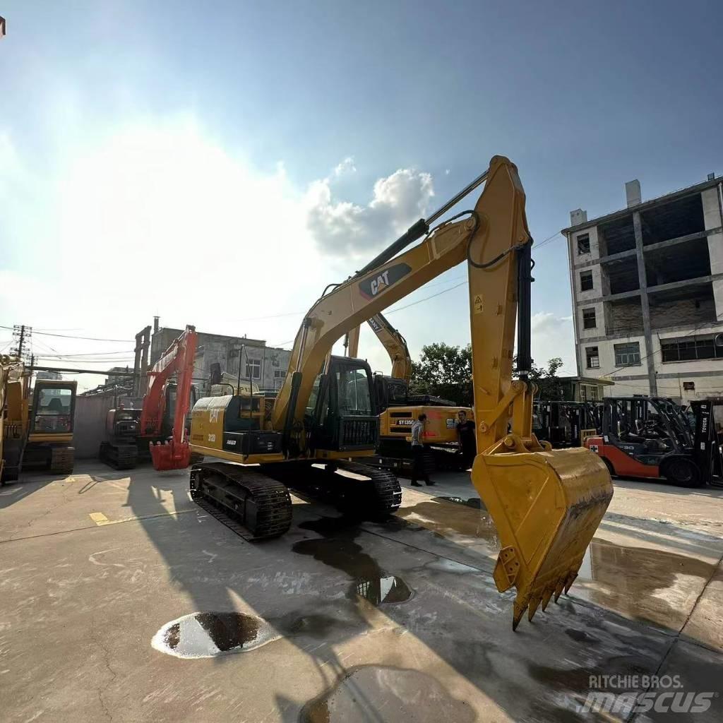 CAT 312 D Kāpurķēžu ekskavatori