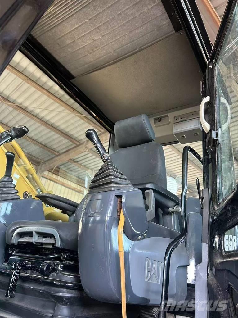 CAT 329 D Kāpurķēžu ekskavatori