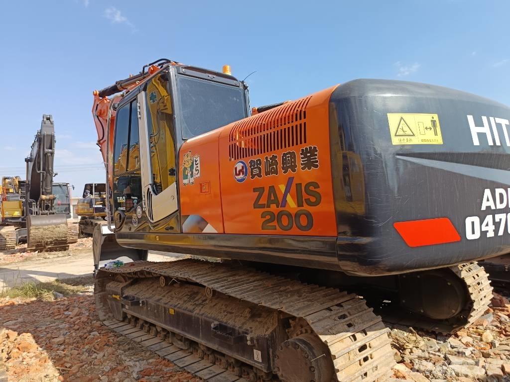 Hitachi ZX200 Kāpurķēžu ekskavatori