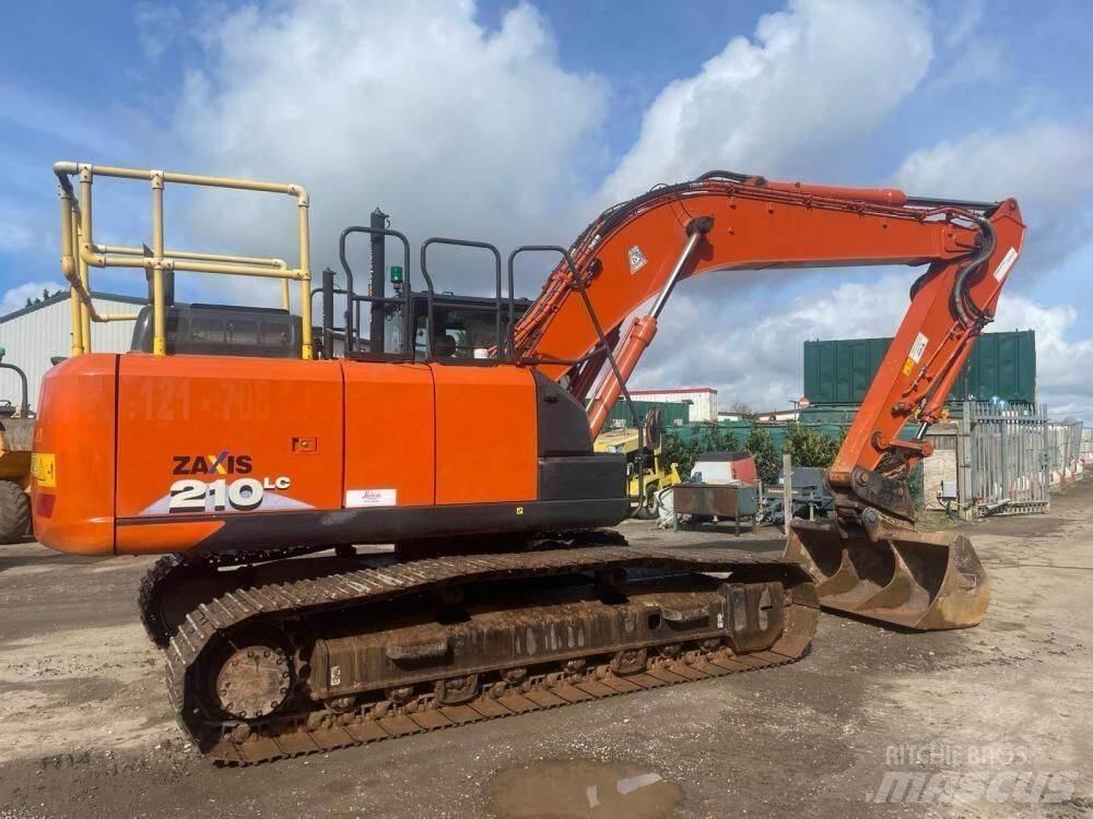 Hitachi ZX210LC Kāpurķēžu ekskavatori