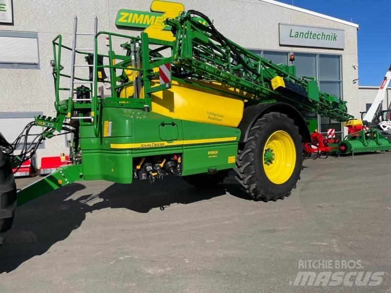 John Deere R952i Piekabināmie smidzinātāji(miglotāji)