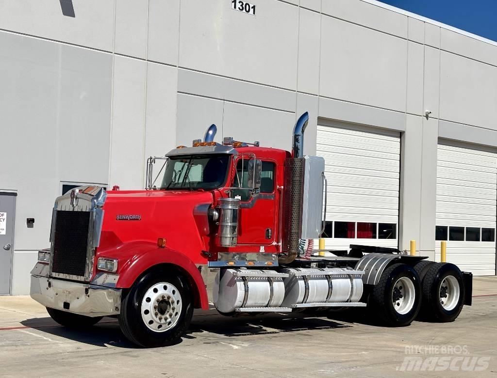 Kenworth W 900 Vilcēji