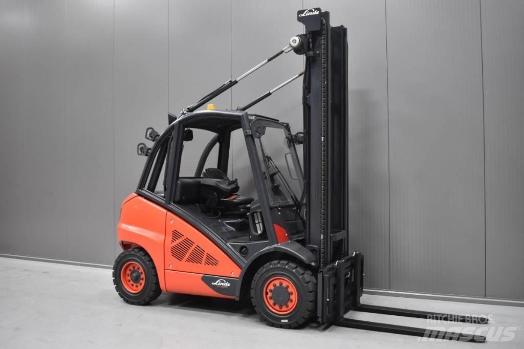 Linde H 40 D - 02 Tehnika ar dīzeļa dzinēju