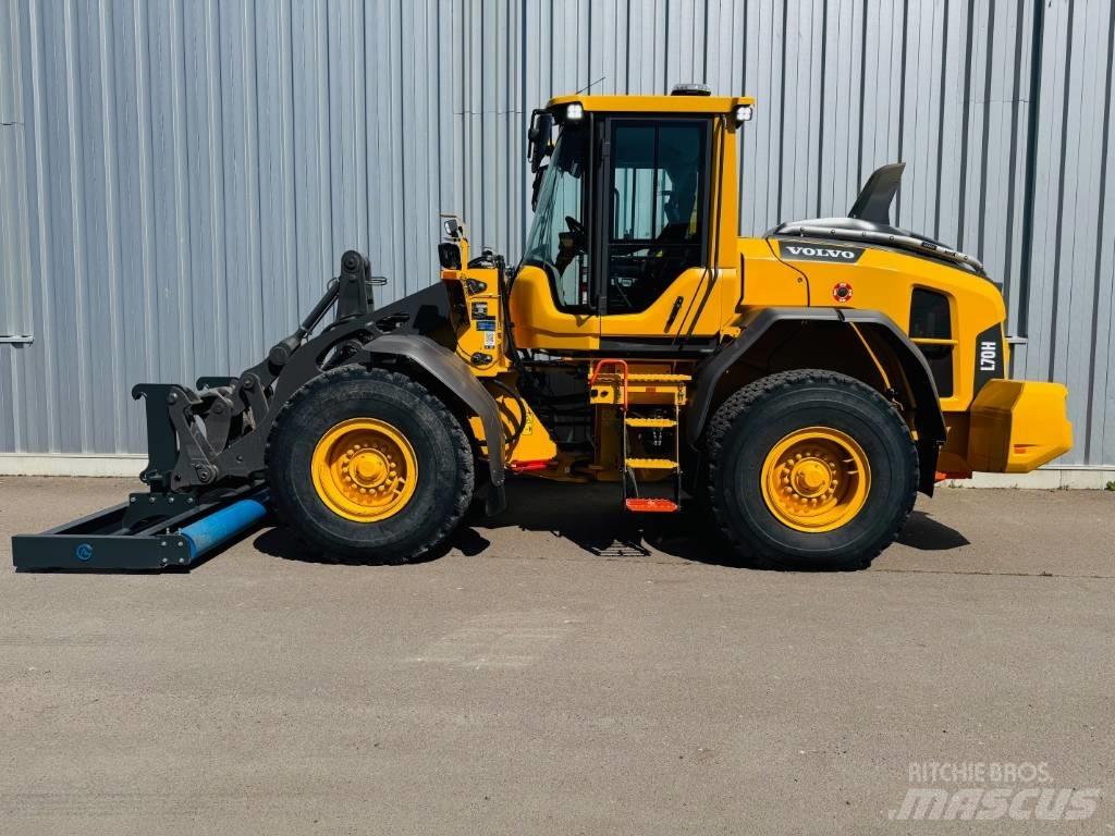 Volvo L 70 H Iekrāvēji uz riteņiem