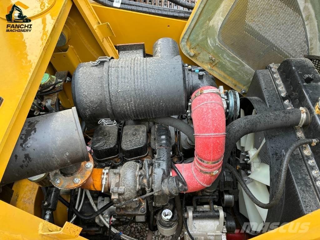 JCB 3cx Ekskavatori-iekrāvēji