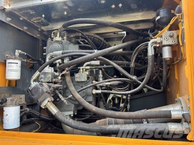 Liebherr R 926 LC Kāpurķēžu ekskavatori