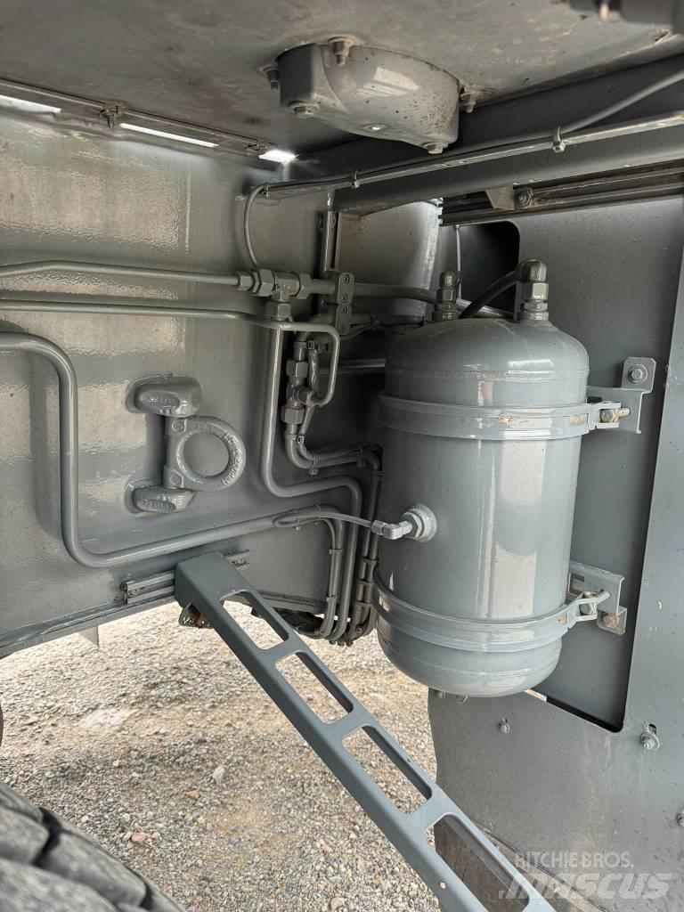 Liebherr MK 88 Plus Visurgājēji celtņi
