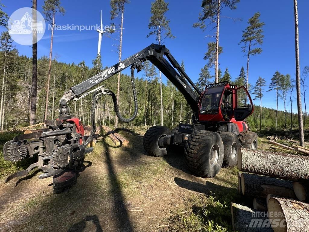 Komatsu 951 Harvesteri