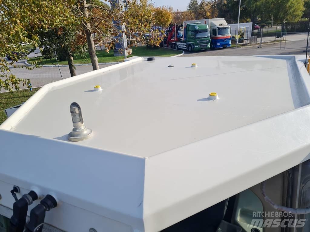 Liebherr PR 764 Kāpurķēžu buldozeri